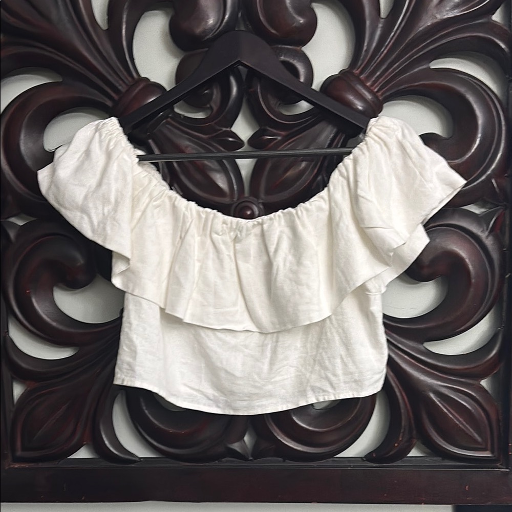 A NEW DAY Linen BNWOT White Ruffled Off-Shoulder Top